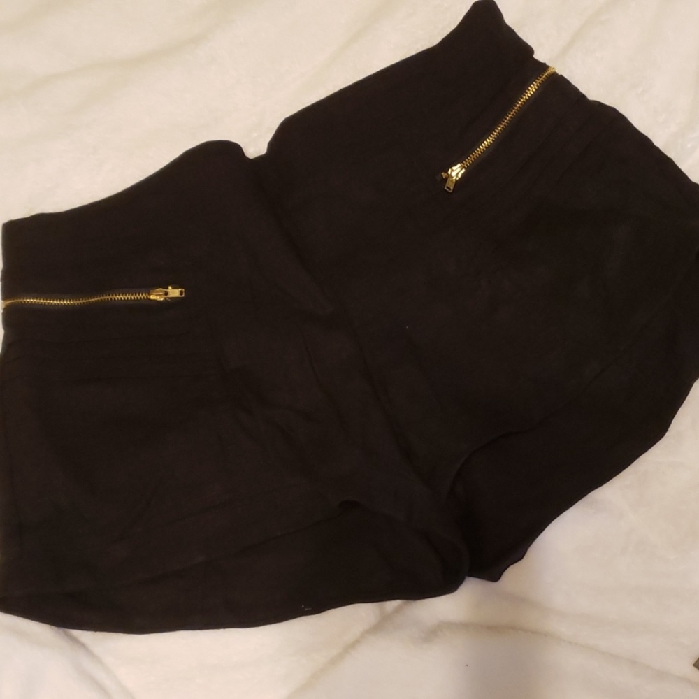 NWOT linen shorts
